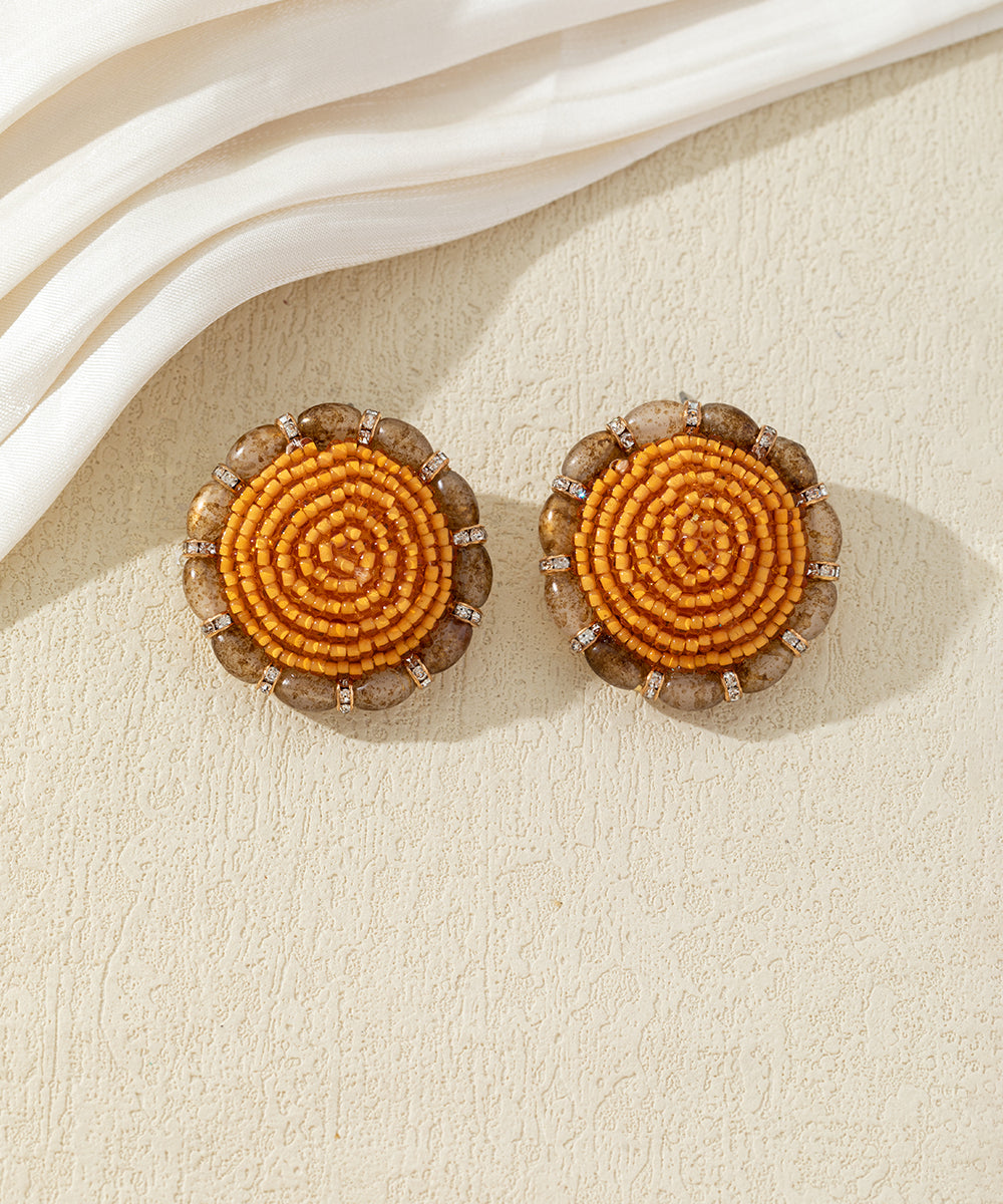 Boucles d’oreilles rondes ornées de perles – 17AHBOL041