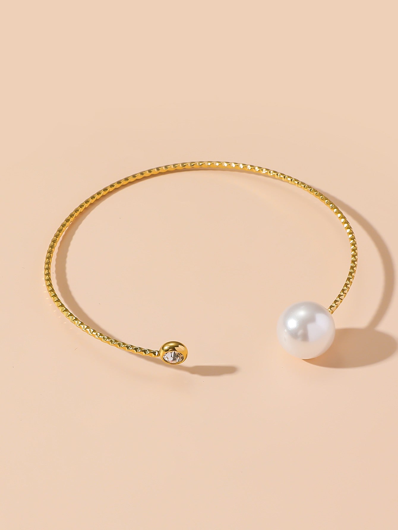 Bracelet Rigide Souple Ouvert en Acier Inoxydable 24BRA105