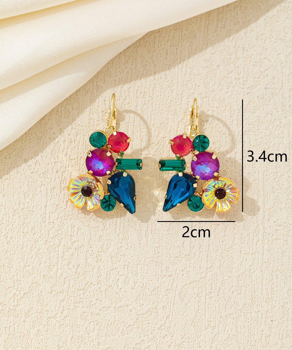 Boucles d’oreilles dormeuses florales multiformes en verre – 26AHBO002