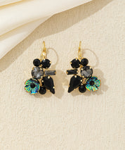 Boucles d’oreilles dormeuses florales multiformes en verre – 26AHBO002