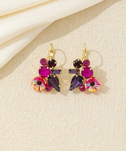 Boucles d’oreilles dormeuses florales multiformes en verre – 26AHBO002