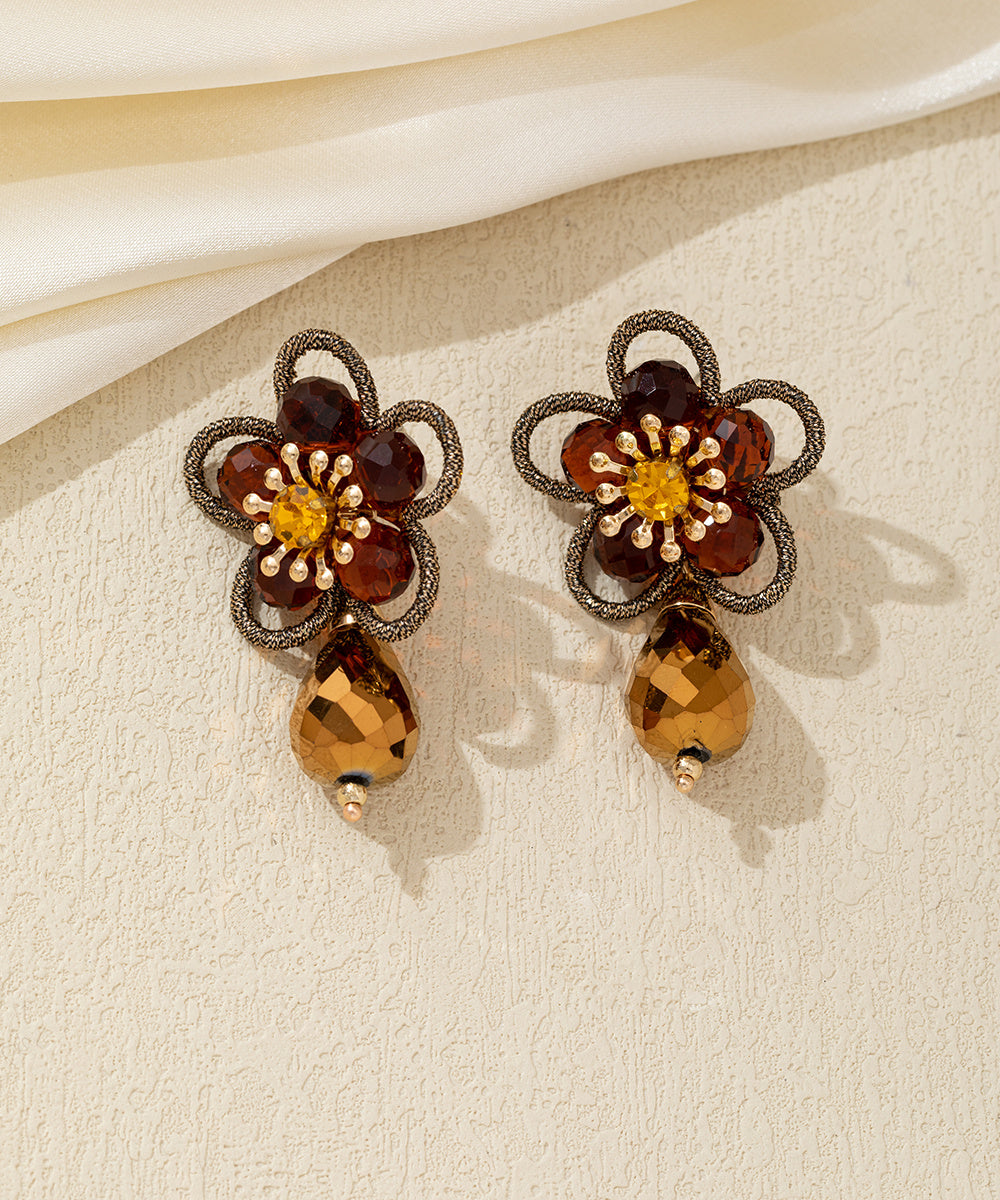 Boucles d’oreilles pendantes fleur cristal – 26AHBOL033