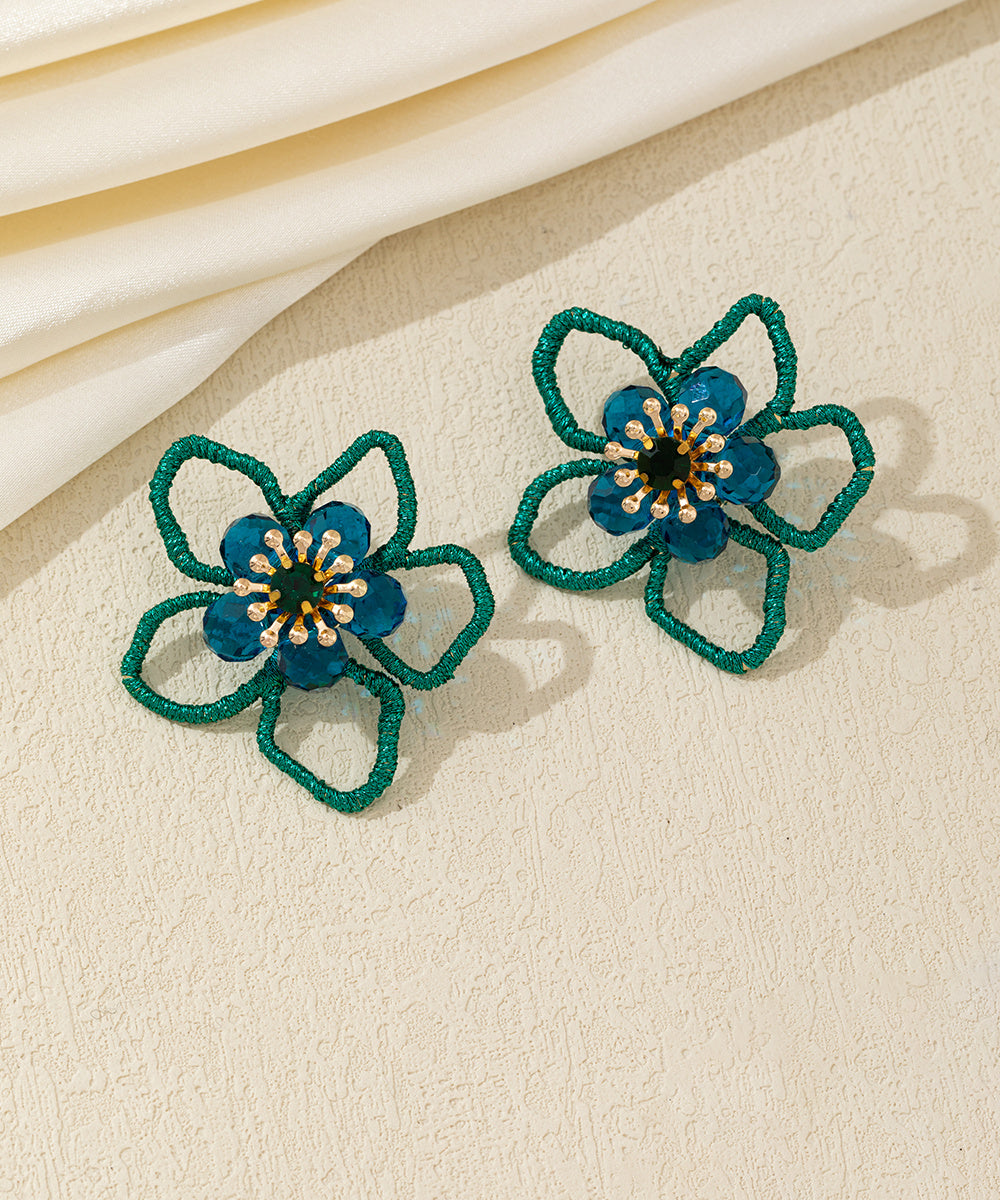 Boucles d’oreilles fleur ajourée cristal – 26AHBOL034
