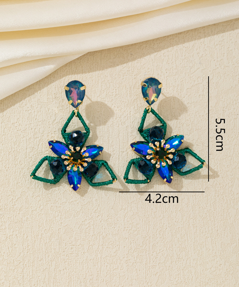 Boucles d’oreilles pendantes fleur cristal – 26AHBOL035