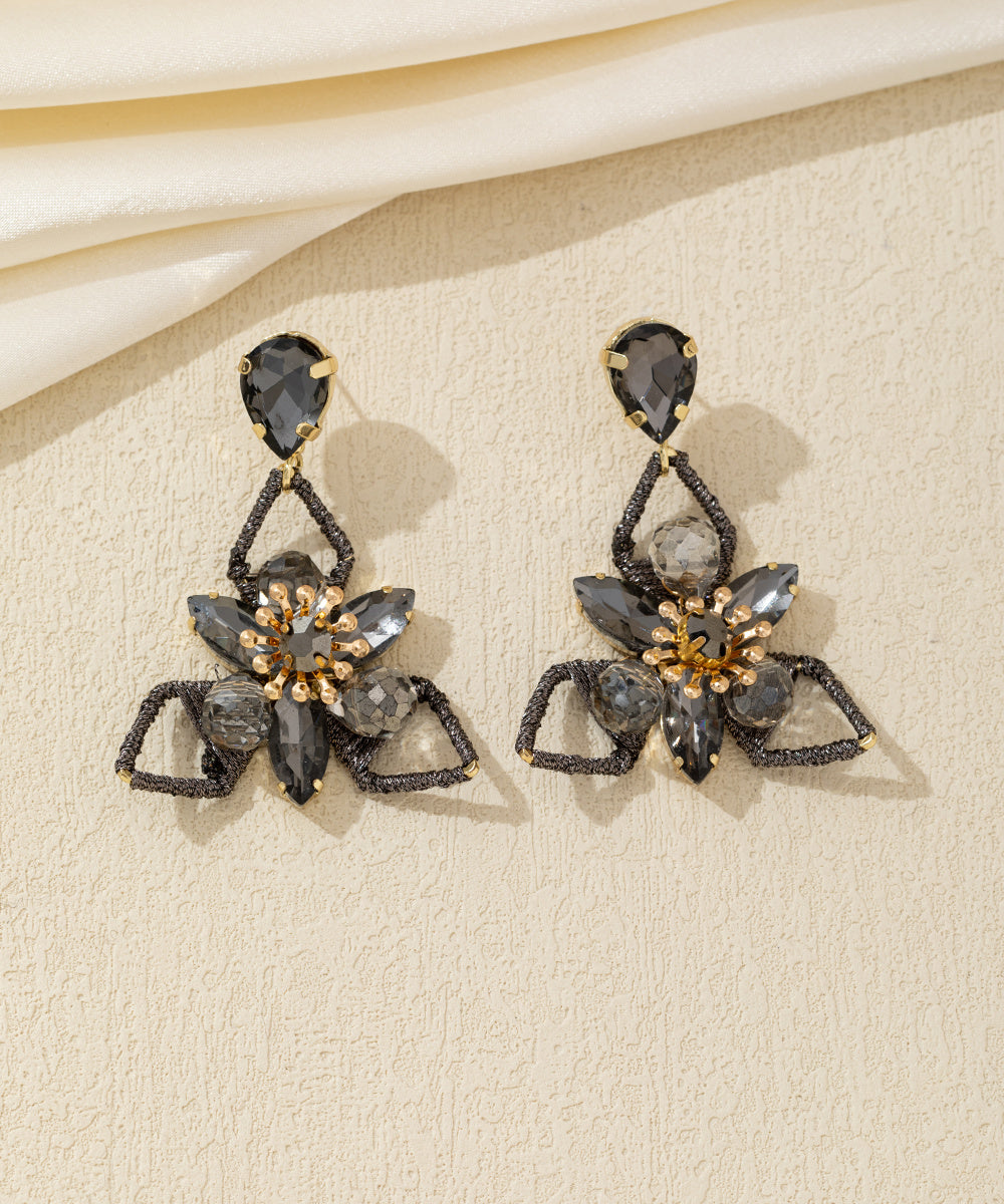 Boucles d’oreilles pendantes fleur cristal – 26AHBOL035