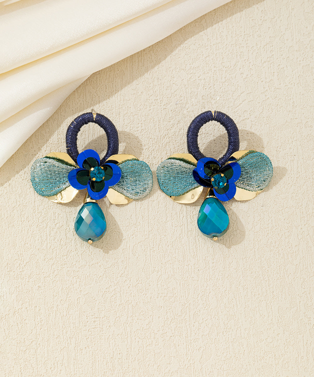 Boucles d’oreilles pendantes fleur cristal Clou – 26AHBOL036