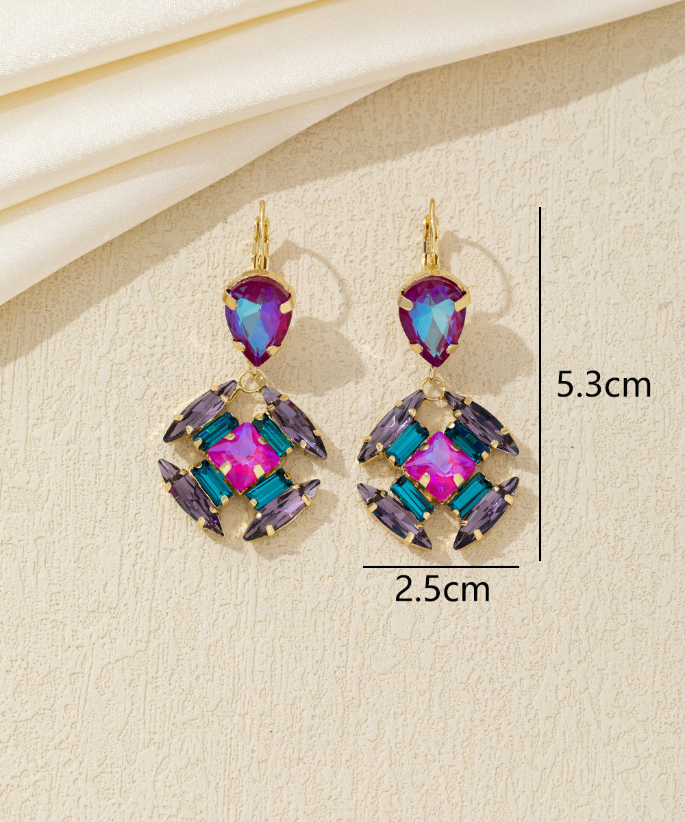 Boucles d’oreilles pendantes géométriques cristal – 26AHBOL040