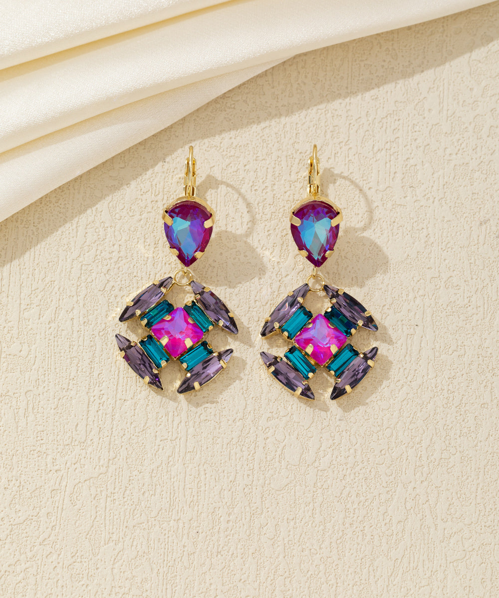 Boucles d’oreilles pendantes géométriques cristal – 26AHBOL040