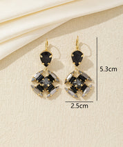 Boucles d’oreilles pendantes géométriques cristal – 26AHBOL040