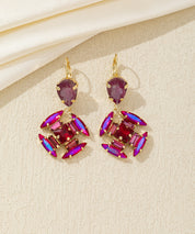 Boucles d’oreilles pendantes géométriques cristal – 26AHBOL040