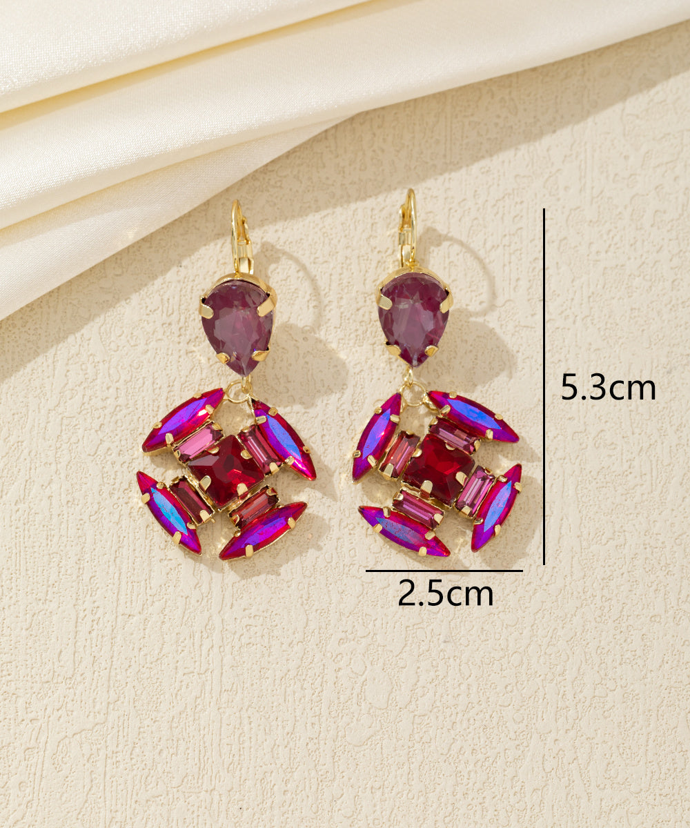 Boucles d’oreilles pendantes géométriques cristal – 26AHBOL040