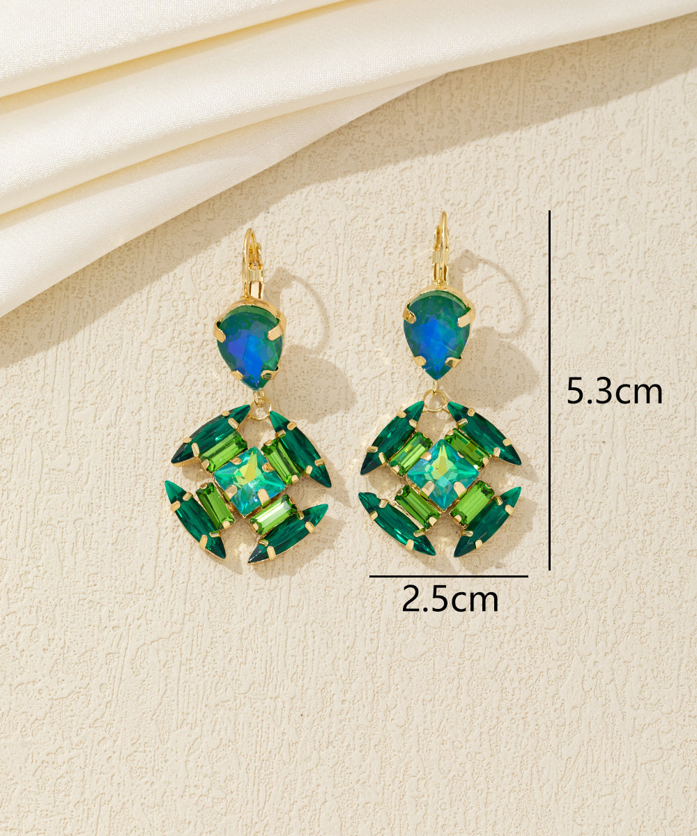 Boucles d’oreilles pendantes géométriques cristal – 26AHBOL040