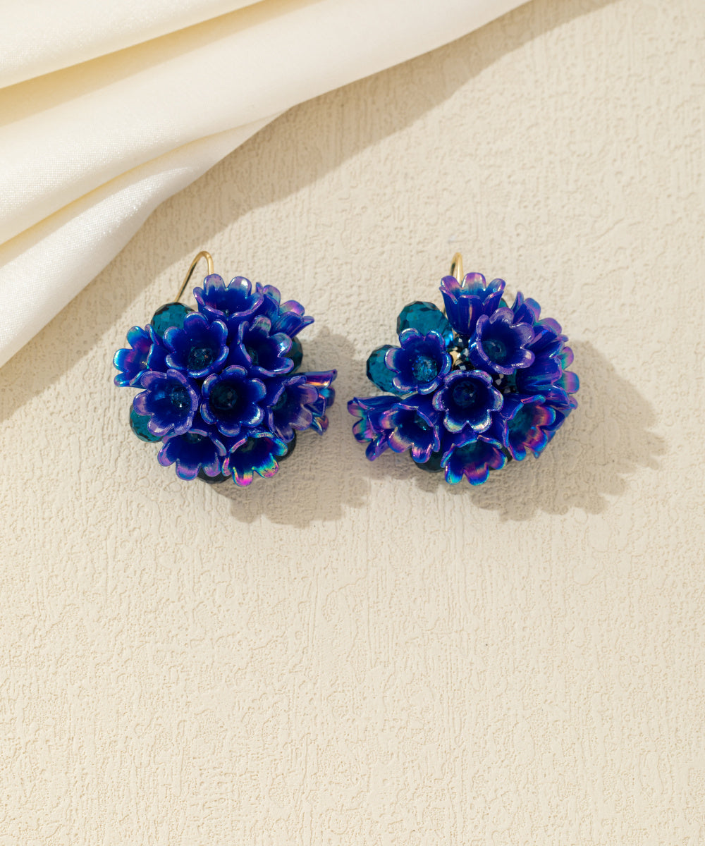 Boucles d’oreilles pendantes fleurs & perles crochet – 26AHBOL057