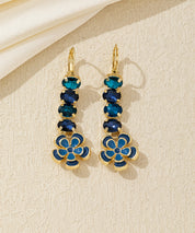 Boucles d’oreilles pendantes fleur émaillée et strass Dormeuse – 26AHBOL067