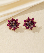 Boucles d’oreilles puces fleur en strass colorés – 26AHBOL068