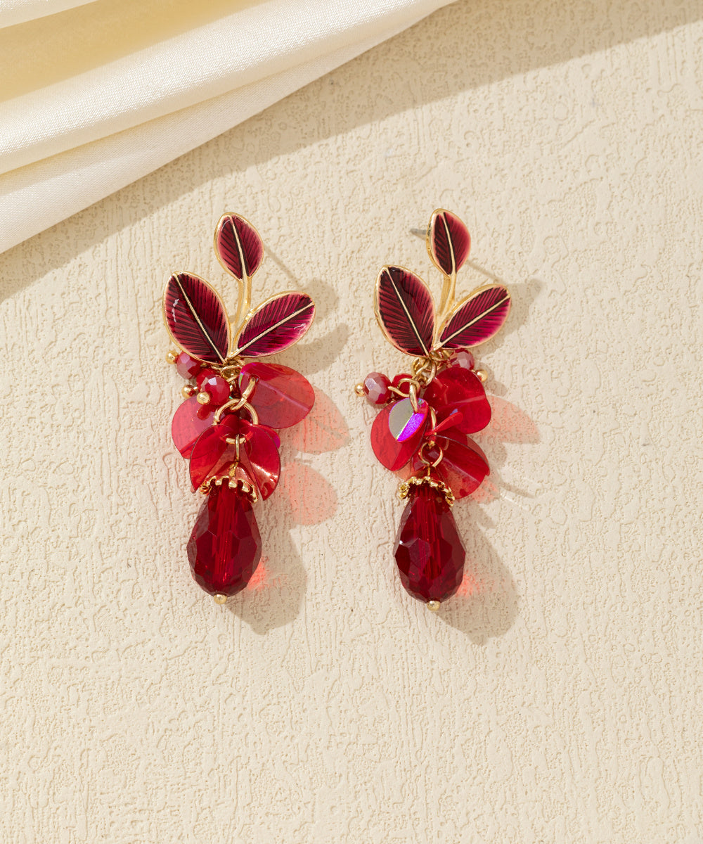 Boucles d’oreilles pendantes feuillage et goutte perlée Clou  – 26AHBOL070