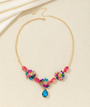 Collier fleurs sequins & verre goutte – 26AHCC001