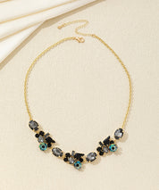 Collier fleurs et strass en verre multiformes – 26AHCC002