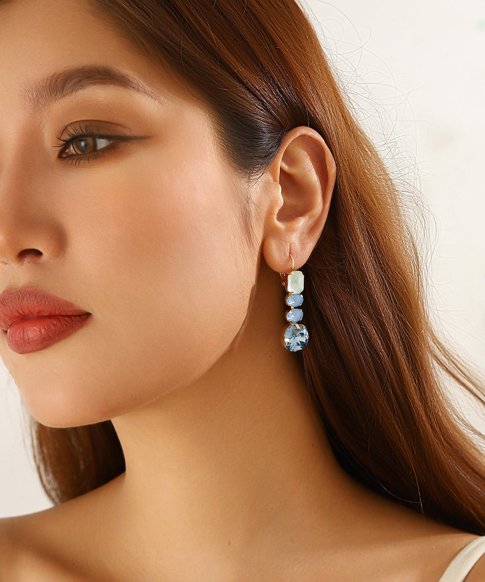 Boucles d’oreilles pendantes en verre facetté – 26PEBOL003