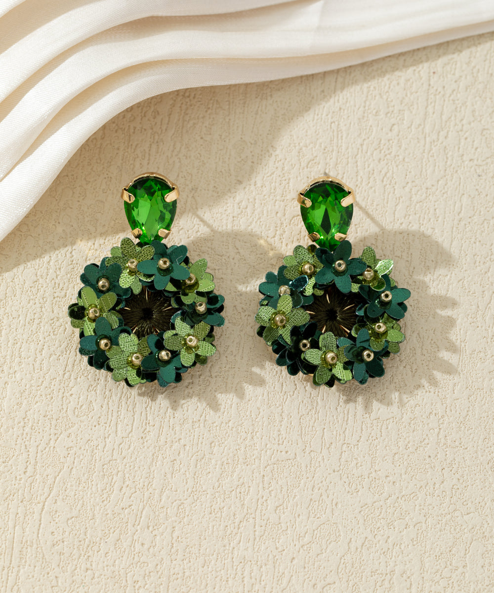 Boucles d’oreilles pendantes fleuries – 27AHBOL006