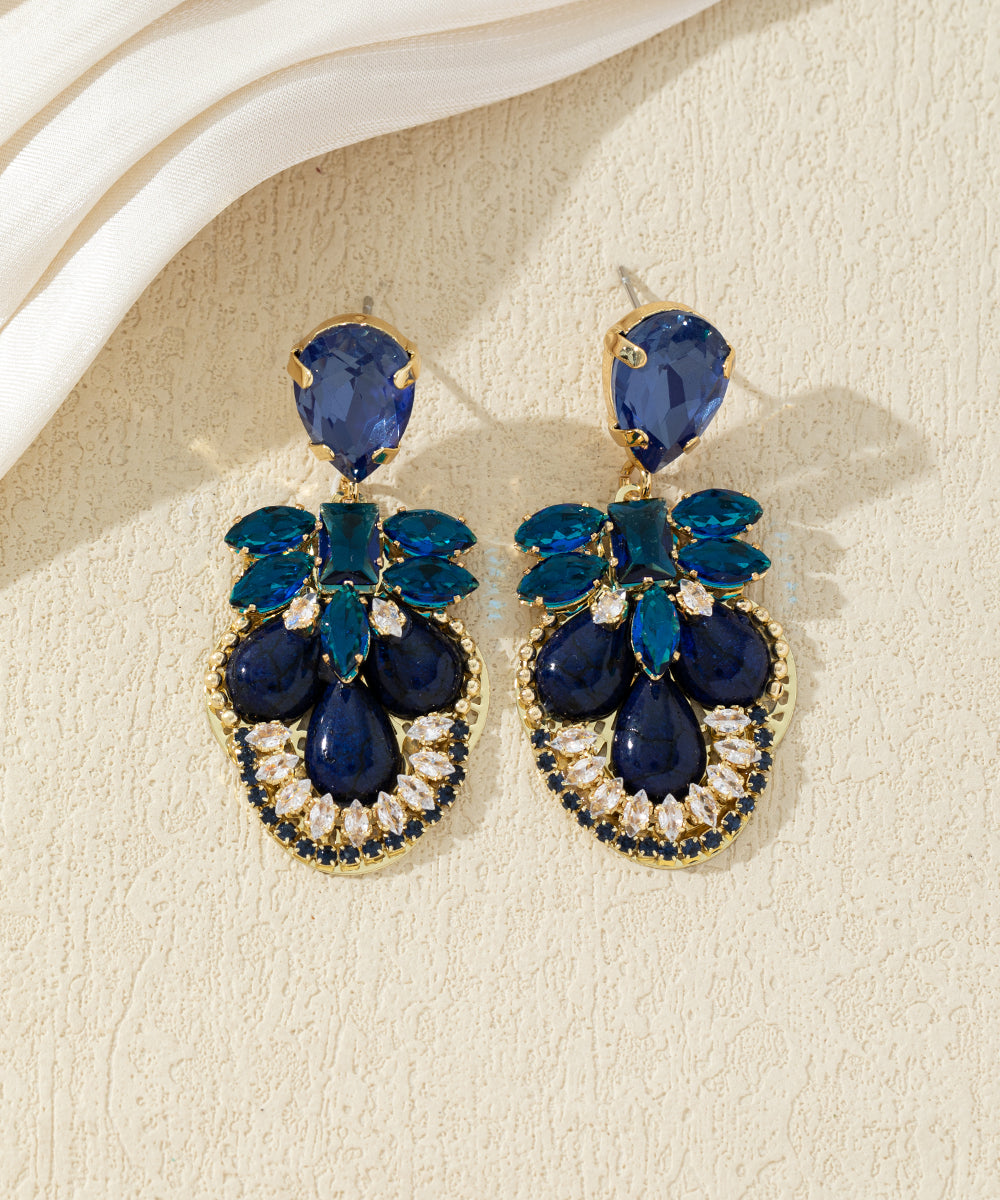 Boucles d’oreilles pendantes ornées de cristaux – 27AHBOL010