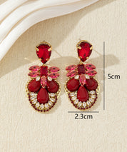 Boucles d’oreilles pendantes ornées de cristaux – 27AHBOL010