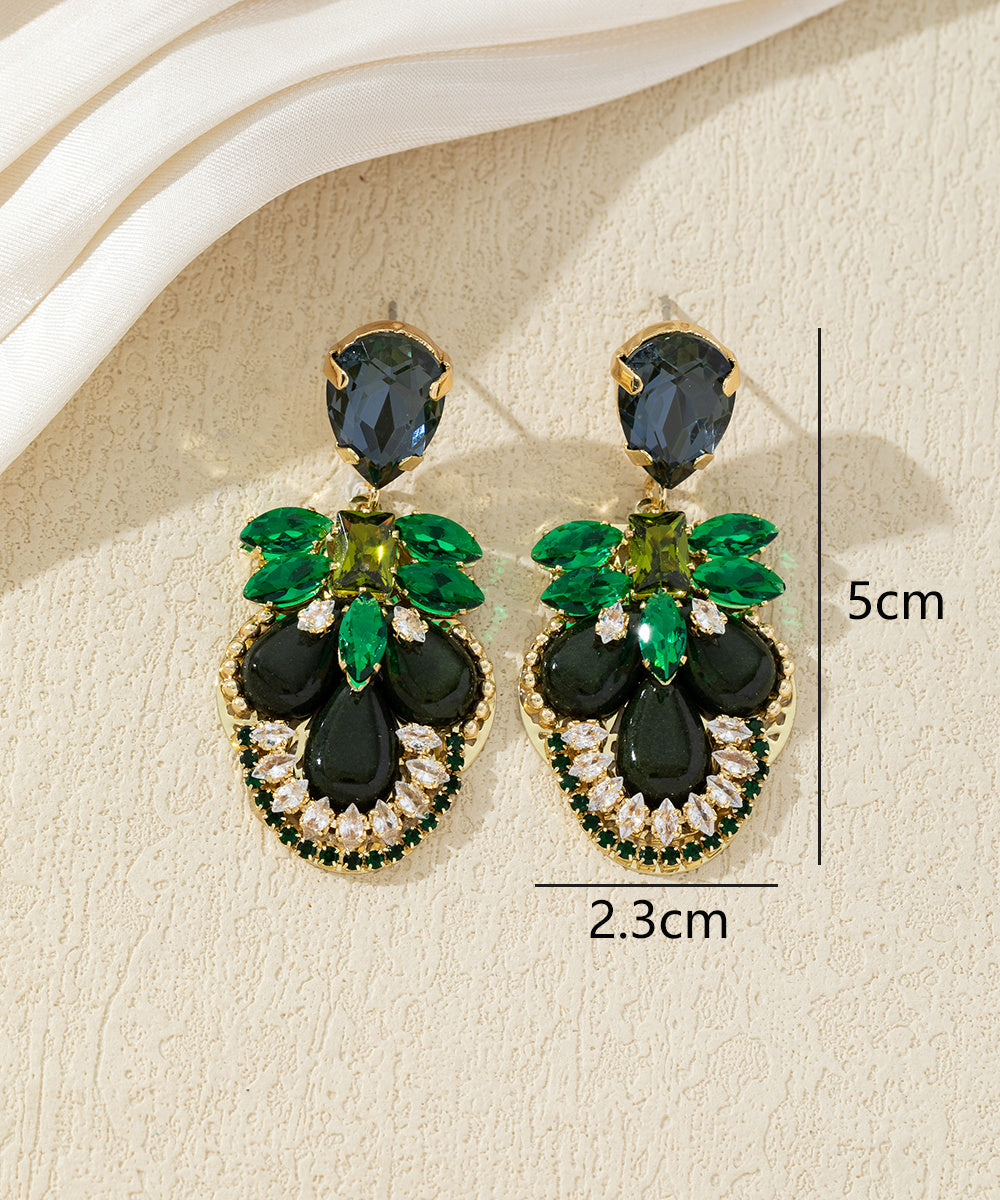 Boucles d’oreilles pendantes ornées de cristaux – 27AHBOL010