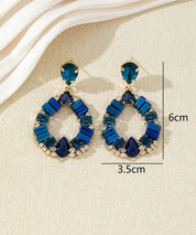 Boucles d’oreilles pendantes ornées de cristaux 27AHBOL012