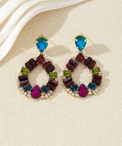 Boucles d’oreilles pendantes ornées de cristaux 27AHBOL012