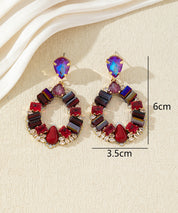 Boucles d’oreilles pendantes ornées de cristaux 27AHBOL012