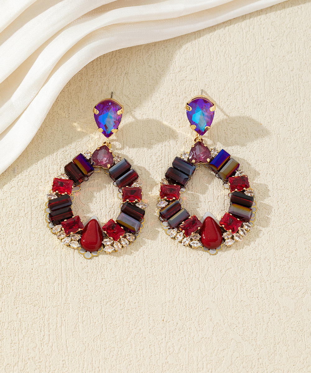 Boucles d’oreilles pendantes ornées de cristaux 27AHBOL012