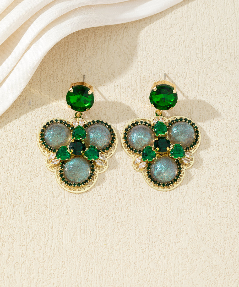 Boucles d’oreilles pendantes ornées de cristaux – 27AHBOL013