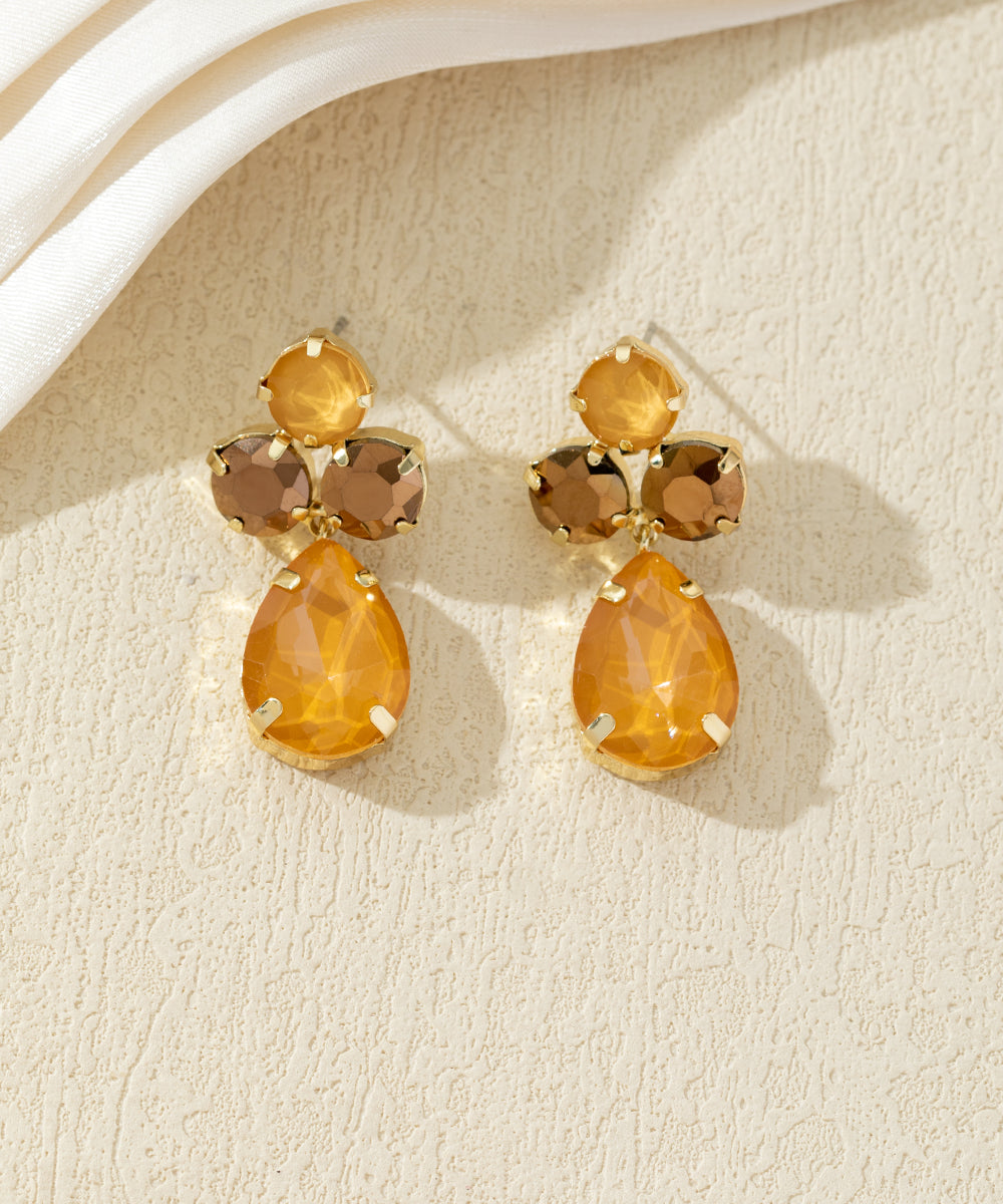 Boucles d’oreilles ornées de cristaux en verre – 27AHBOL016