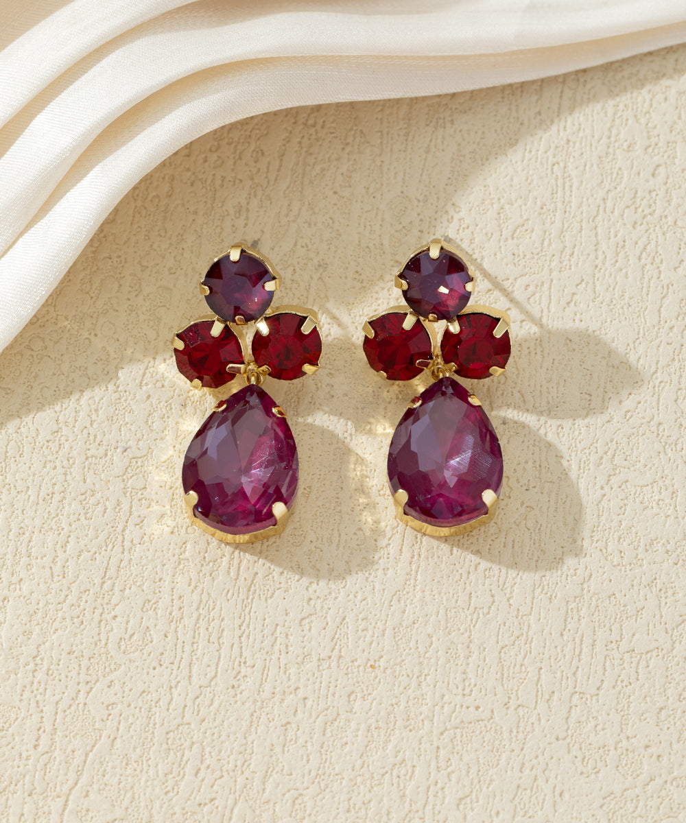 Boucles d’oreilles ornées de cristaux en verre – 27AHBOL016