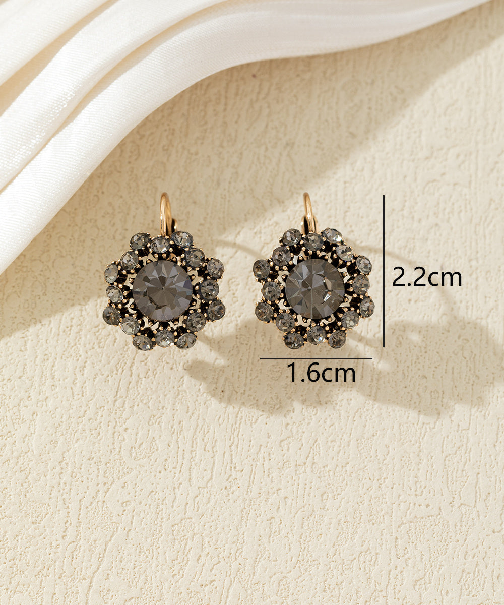 Boucles d’oreilles dormeuses  ornées de strass – 27AHBOL047