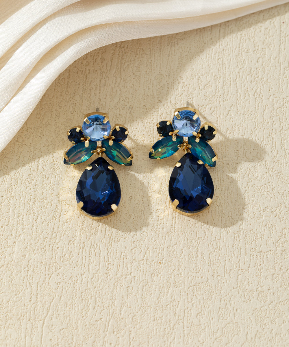 Boucles d’oreilles pendantes ornées de strass– 27AHBOL048