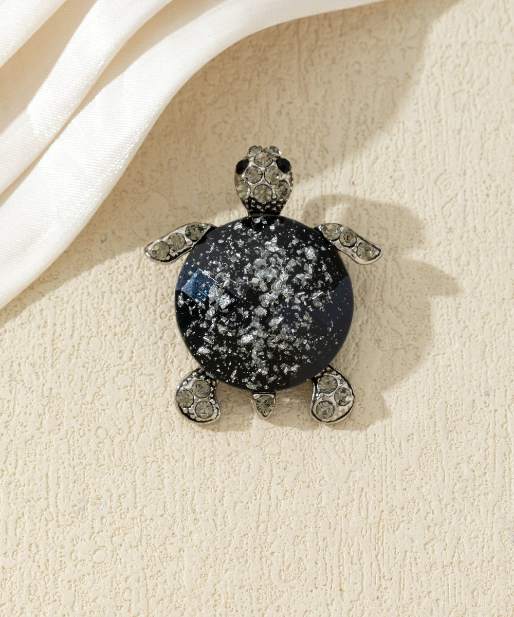 Broche tortue fantaisie avec strass