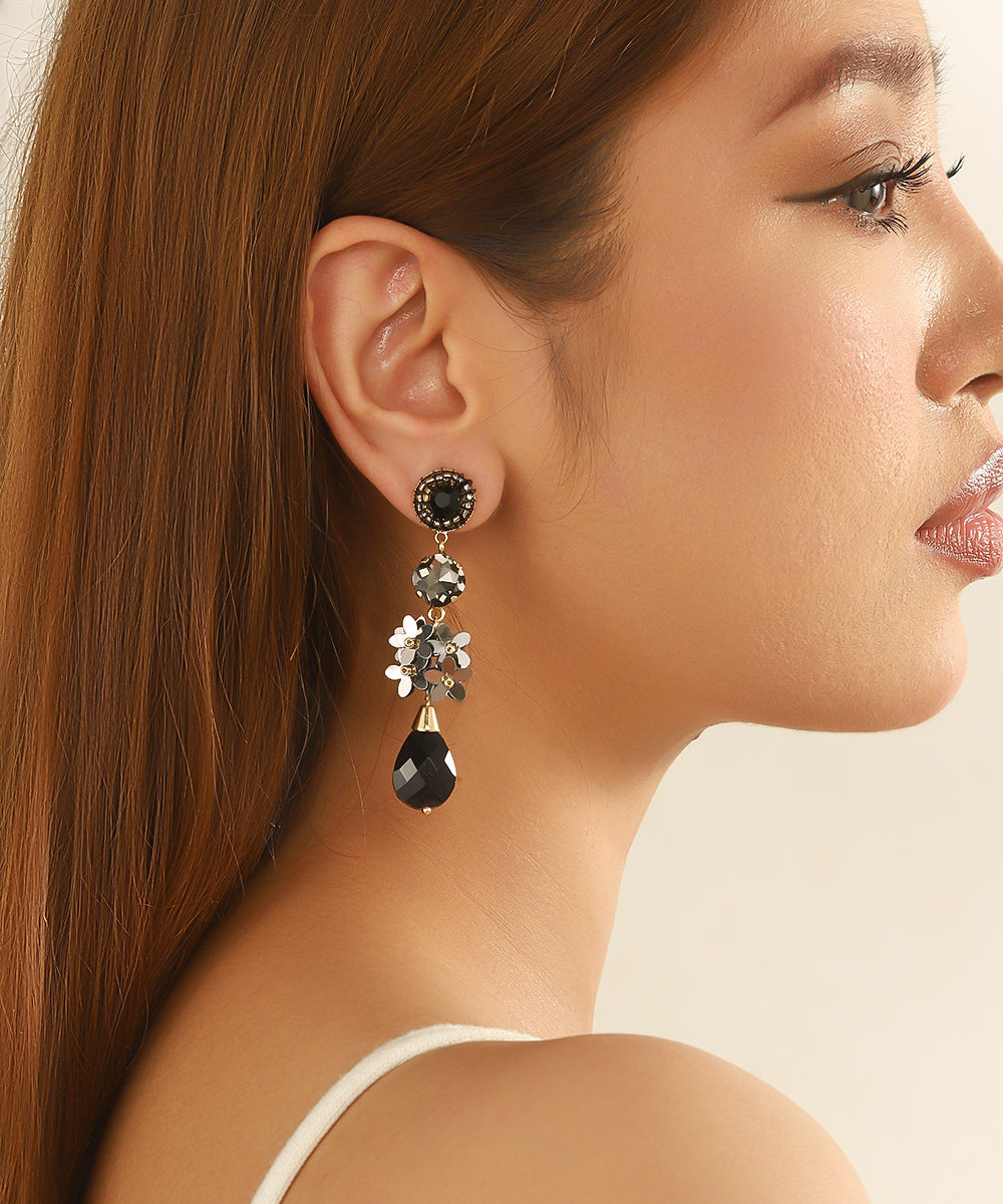 Boucles d’oreilles pendantes fleurs goutte Clou – 26AHBOL054