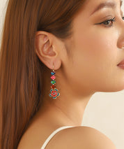 Boucles d’oreilles pendantes fleur émaillée et strass Dormeuse – 26AHBOL067